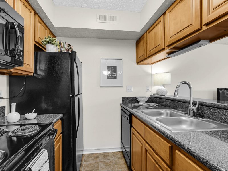 TGM Avalon Lake Apartments Kitchen Island 4